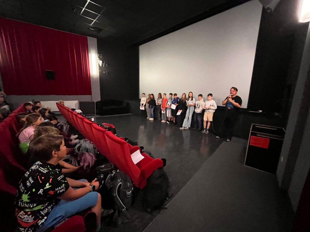 Das Filmteam bei der Premiere von "Die Neue" in den Parklichtspielen Buckow